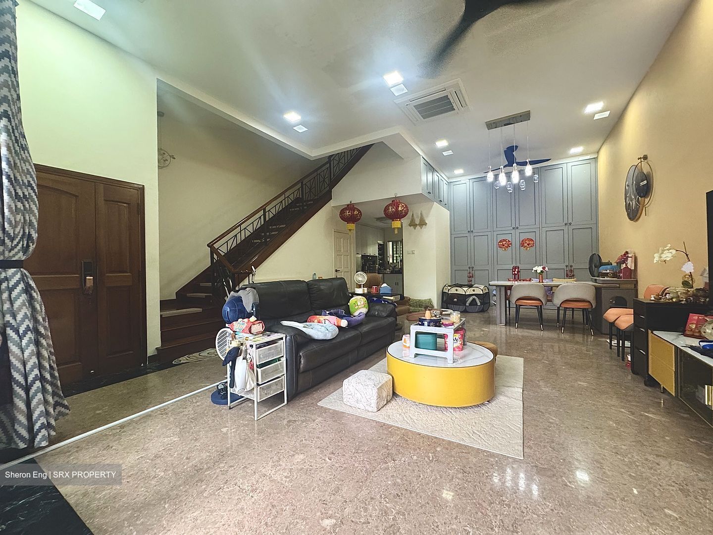Kismis Place (D21), Terrace #532061251